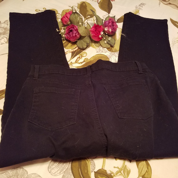 Gloria Vanderbilt Amanda Classic Tapered Jeans - Picture 2 of 6